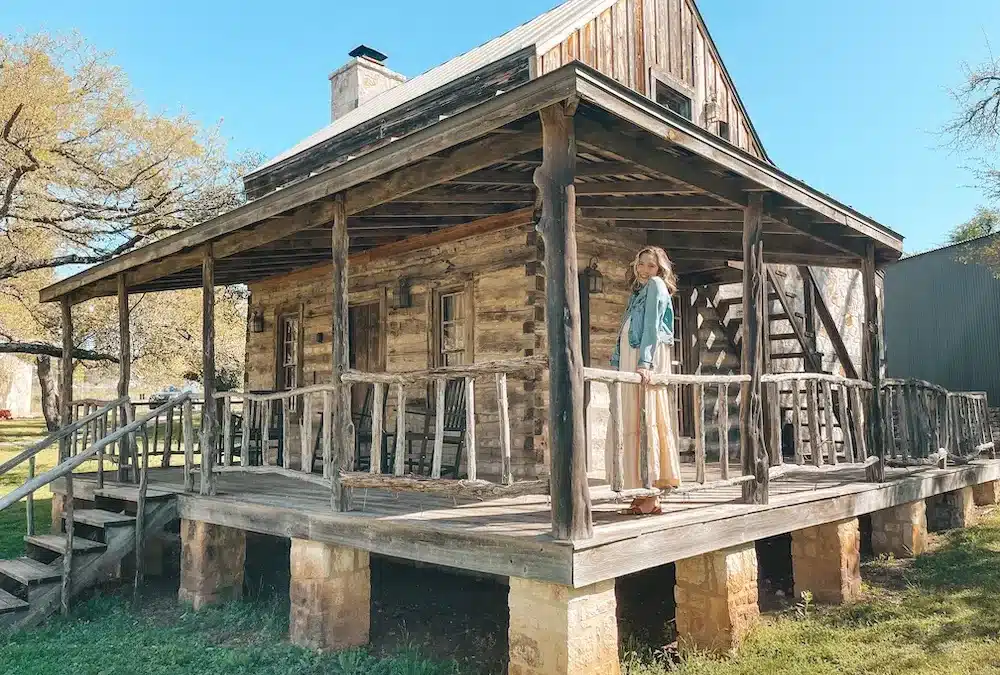 Texas Ranch with Old Charm Design & Tech Upgrades in Dallas